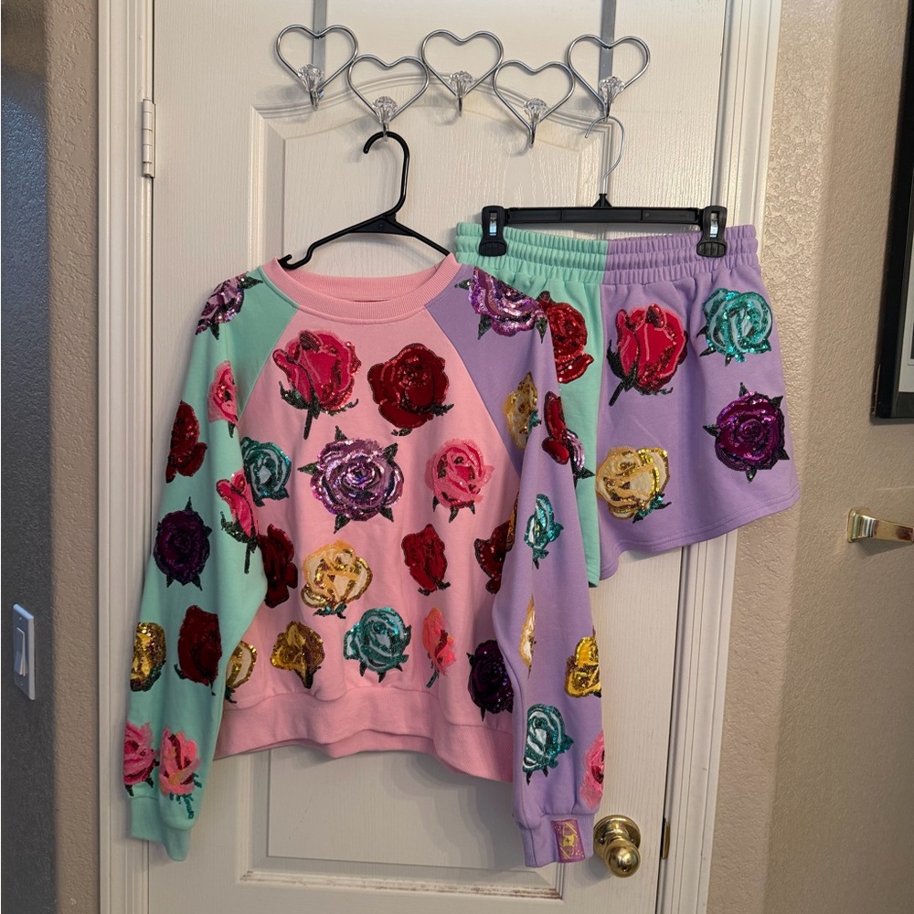 Queen of Sparkles Roses Set L Top M Bottoms
